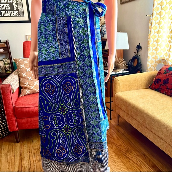 Handmade Vintage Saree Wrap Skirt - Picture 2 of 7